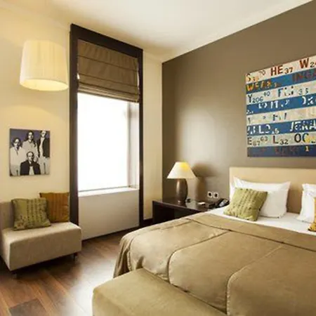Quentin Design Hotel 4*