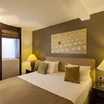 퀜틴 디자인 호텔 4*