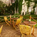 퀜틴 디자인 4* 베를린