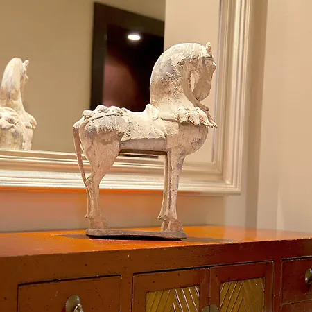 Hotel Quentin Design 4*