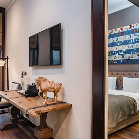 Quentin Design Hotel