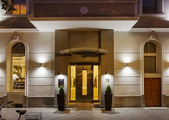 Quentin Design Hotel 4*