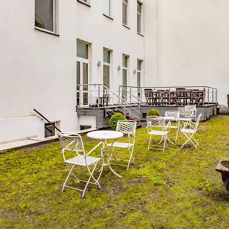 Hotel Quentin Design