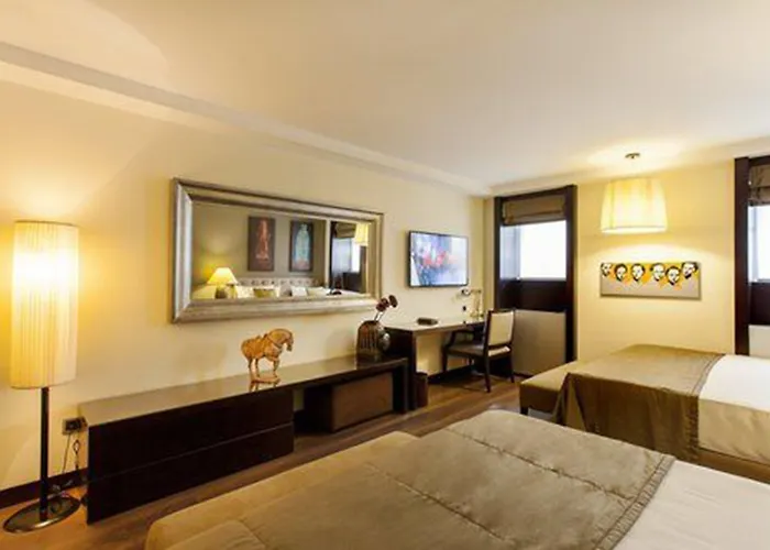 Hotel Quentin Design 4*